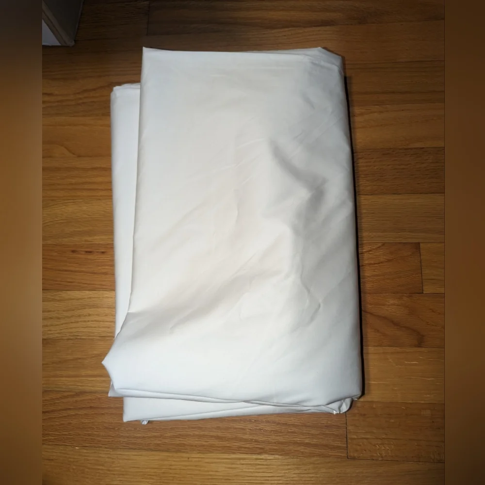 Hyatt Hotel Large Flat Sheet 118